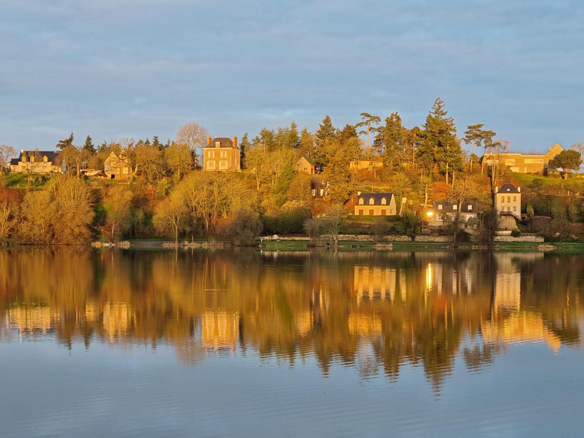 Апартаменти Les Forges Du Lou Jugon-les-Lacs Екстер'єр фото